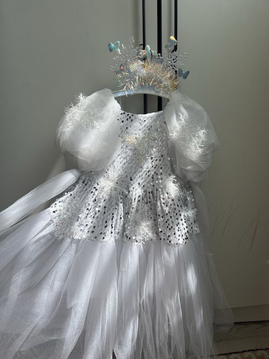 Платье для девочки платье-снежинка