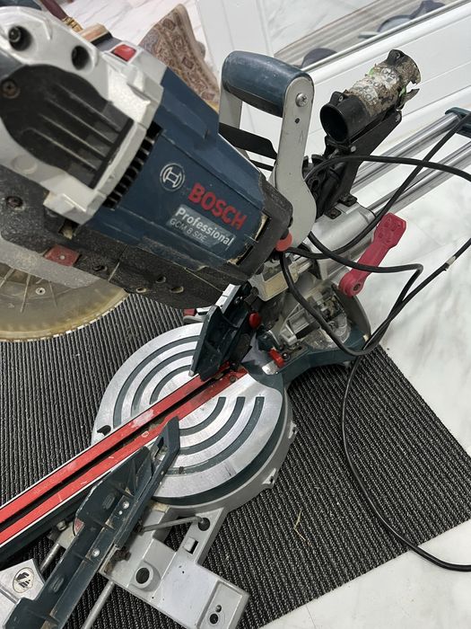 Se vinde circular Bosch