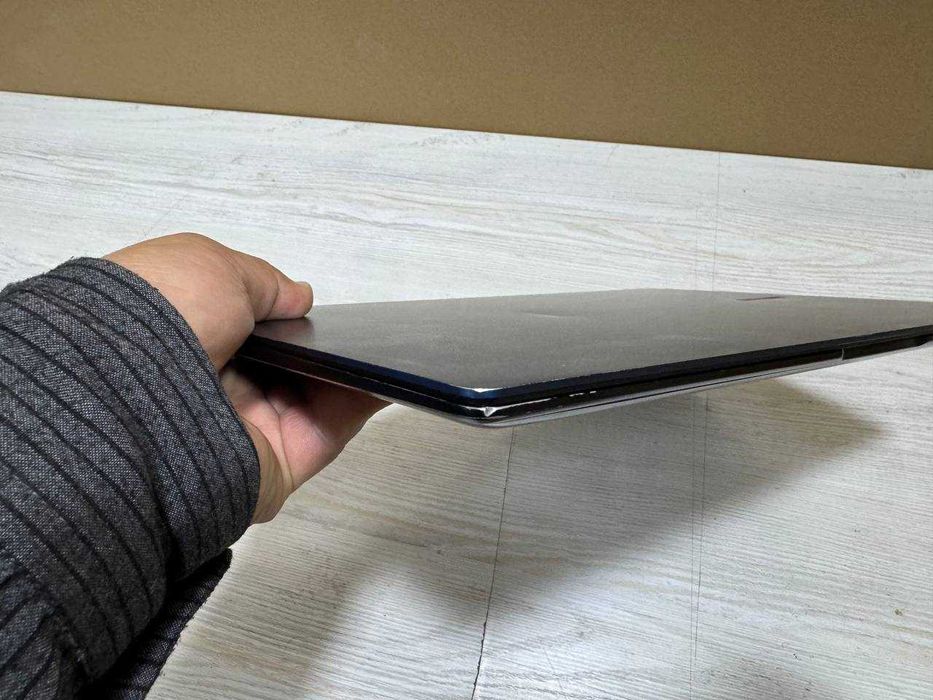 Продается ноутбук Samsung Galaxy Book