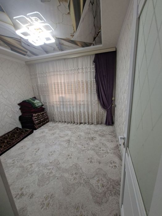 Ангрен шахар 6/4 дахада 2 каватли котеж  сотилади