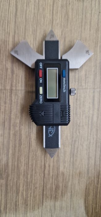 Vans Şubler digital de adâncime IP 67 cu ieşire de date