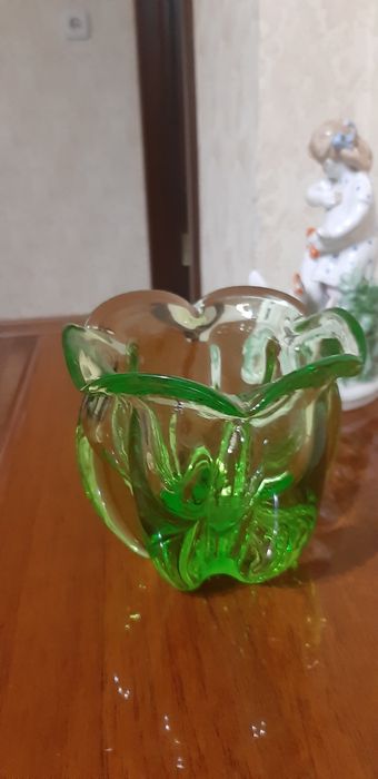 Продам вазочку советскую