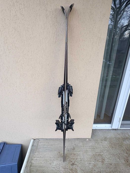 Ski-uri Atomic betacarve