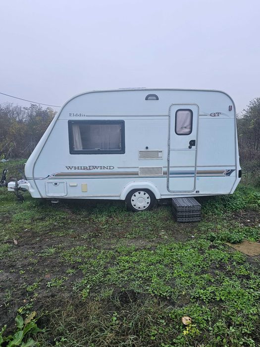 Продавам каравана ELDDIS WHIRLWIND 4m дължина 910кг.