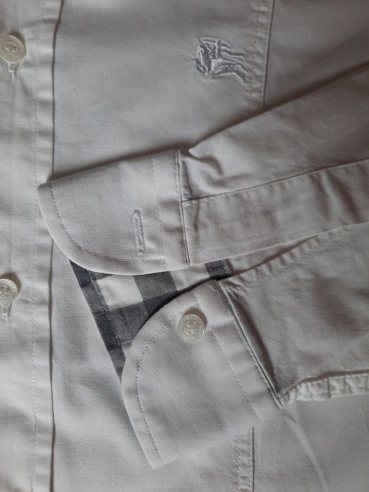 Мъжка  риза Burberrry  и дънки Lee М