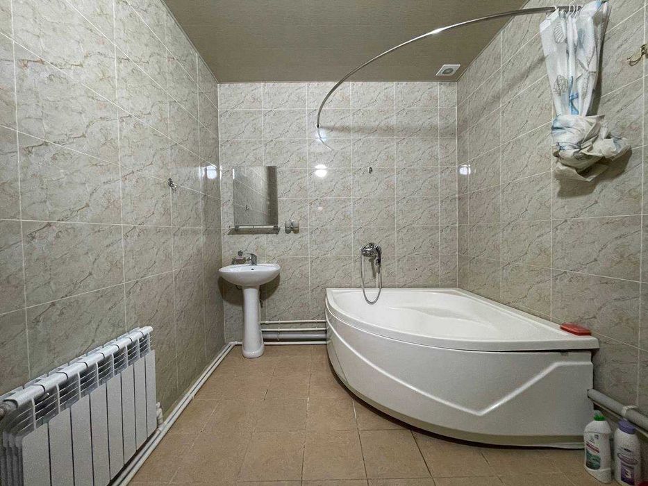 Новостойка (2019)  4/1/4 146 кв