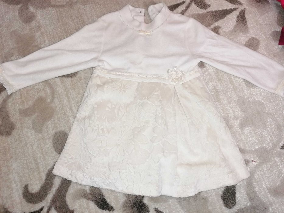 Дрешки за момиченце на 3 годинки