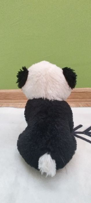 Нова плюшена панда