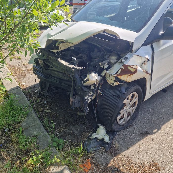 HYUNDAI i10 0 — imagine 2