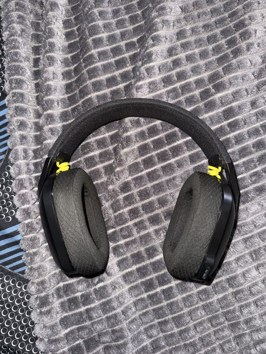 Слушалки logitech G435