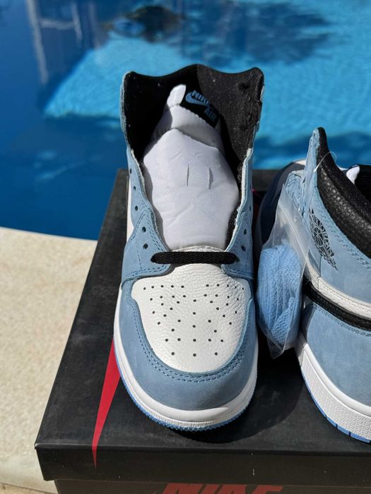 Jordan 1 High Retro UNC University Blue 39 EUR Кецове + Кутия + Връзки