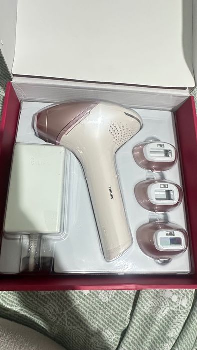 Philips Lumenia Series 9900