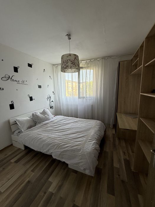 Vand apartament 2 camere traian vuia
