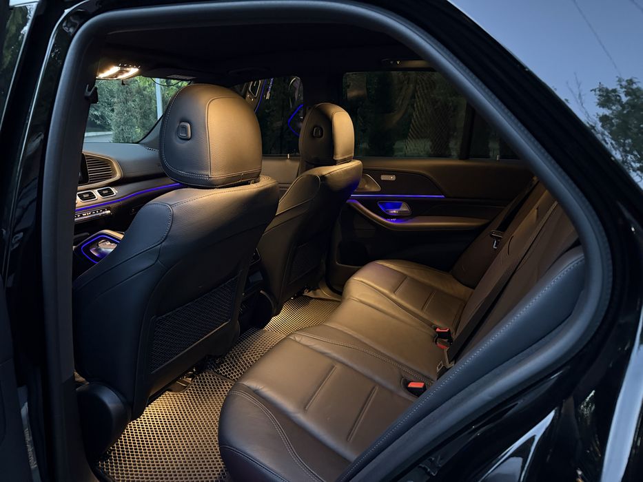 Mercedes Benz GLE450 4 matic full options