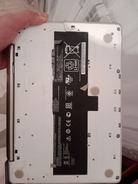 продам ноутбук Asus на запчасти