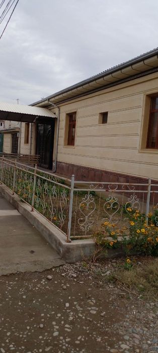 UY SOTILADI!!! Sharoit zor