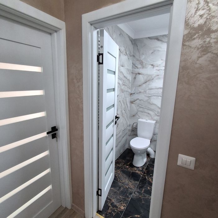 Vând Garsonieră / Renovată in totalitate / Târgu Neamț