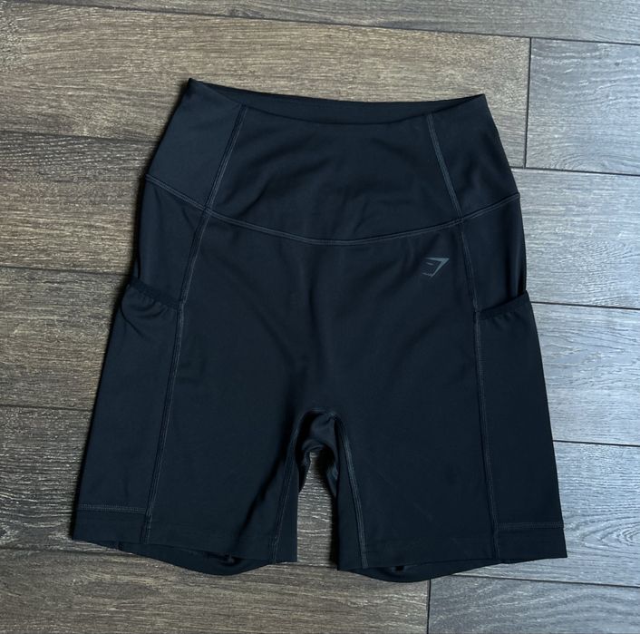 Дамски фитнес дрехи Gymshark