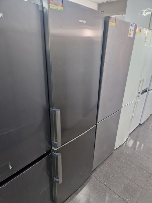 Хладилник с фризер Gorenje A++ 320 литра No Frost