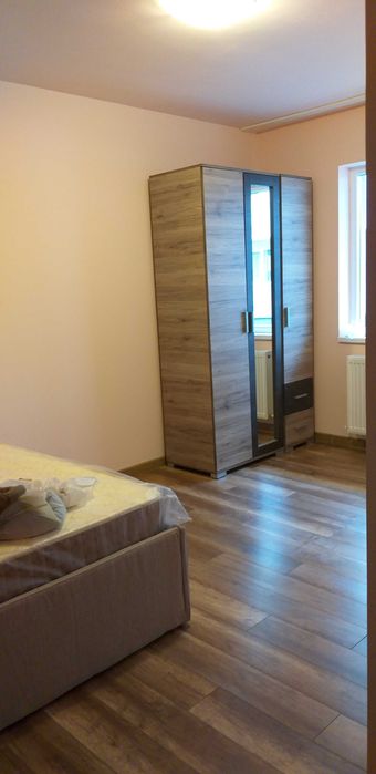 Inchiriez apt 2 camere - floresti cluj