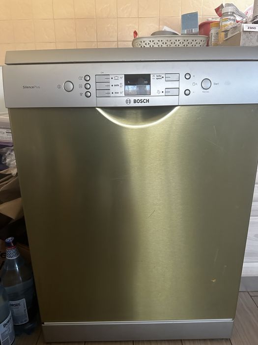 Vand masina de spalat vase Bosh clasa A++ , 60 cm , independenta