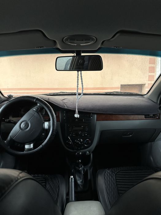 Lacetti 1.8 mator sotiladi ozimzaniki