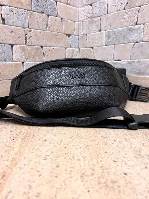 Мъжки чанти паласки и през рамо