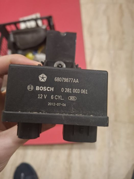 68079877AA реле за подгревни свещи за JEEP Grand Cherokee WK2