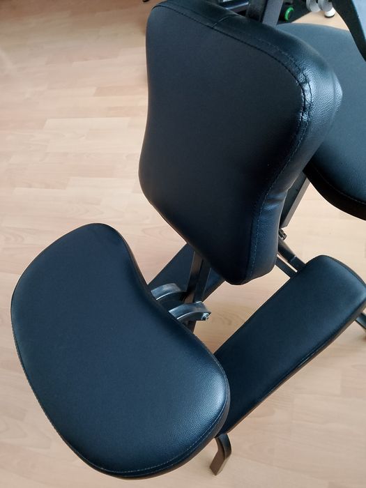 Стол са офис масаж мобилен масаж