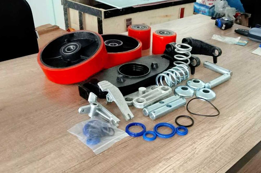 Запчасти гидравлических тележек (транспаллет рохля)  купить в Ташкенте