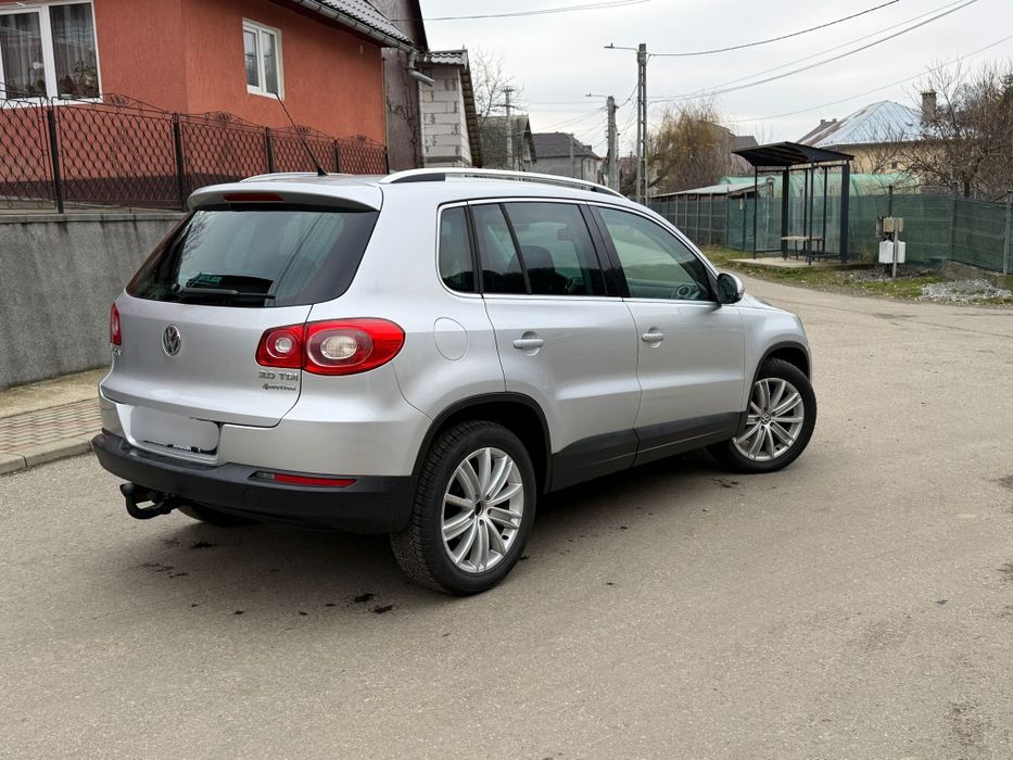 Volkswagen Tiguan  2.0 Tdi 4x4 PRET FIX FIX