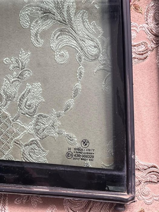 Стекла BMW E38 комплект