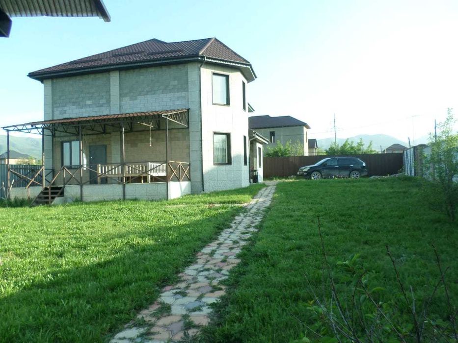 Продам большой дом 215 м2