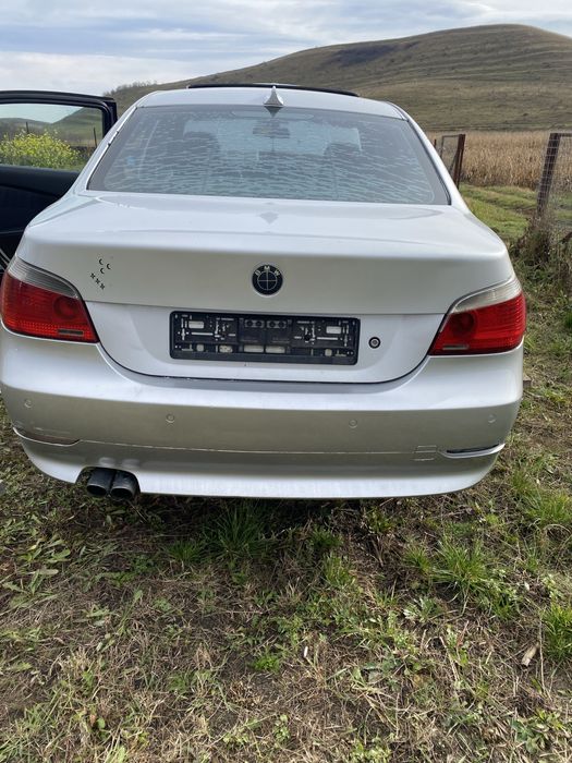 Dezmembrez bmw e60 2.2 i