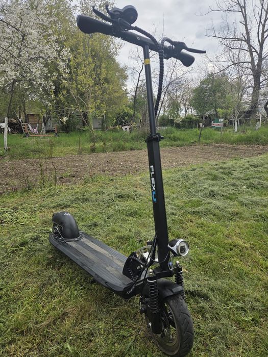 Trotineta electrica  în stres bună, 300 km