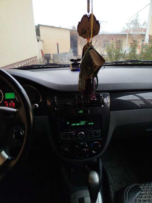 GM Chevrolet Gentra AT / Lyuk / 2022 / 75000km / Oq / 13800 $