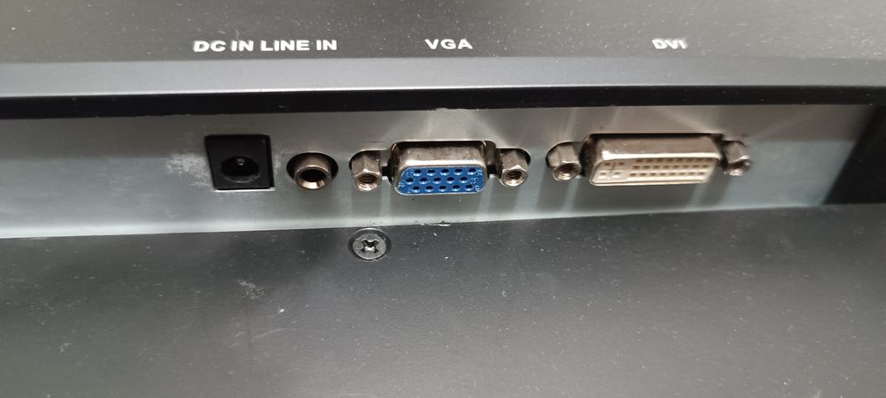 Монитор за символическую цену