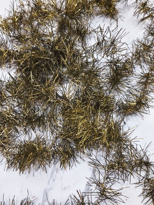 Beteală de pom veche anii '70 sârmată culoarea aurie 5 m