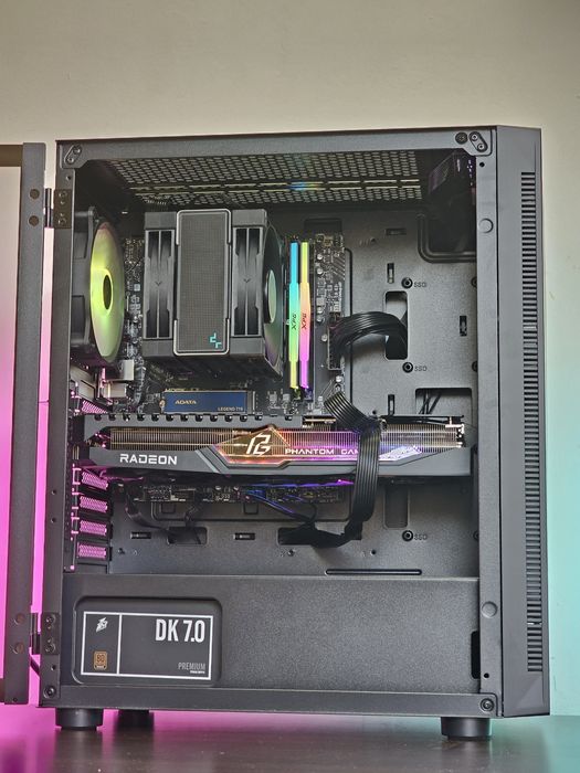 Ryzen 7-7700/RX 9060XT 16GB/RAM 32GB/SSD 1TB/Чисто Нов+Гаранция!