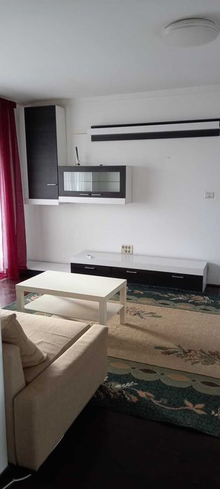 3 camere Girocului la Mansardă