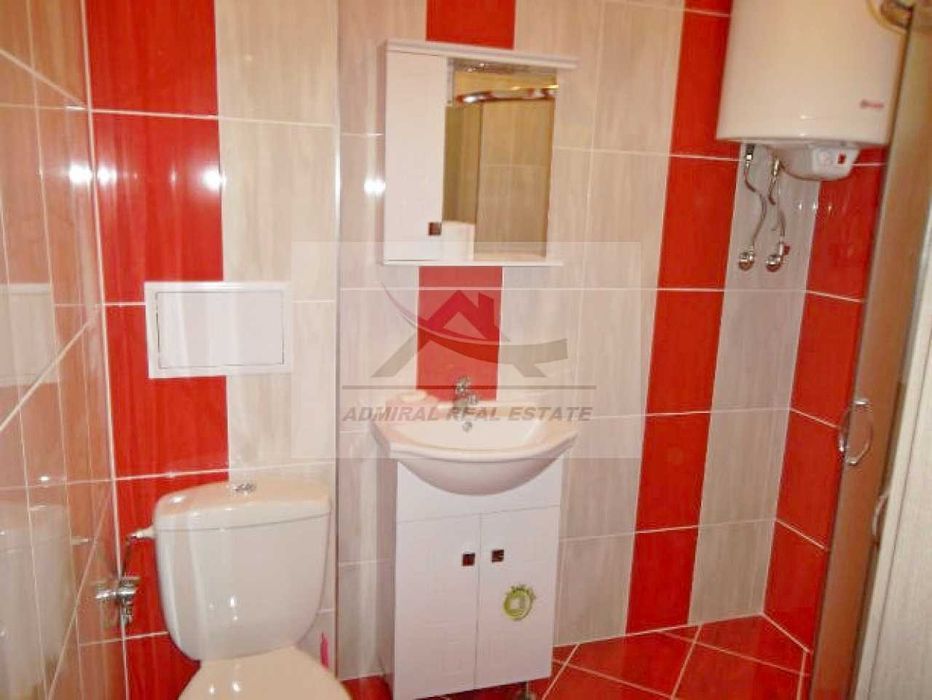 Дава се под наем Двустаен апартамент в Варна, Левски - 70 кв.м за 562 € - Снимка #4