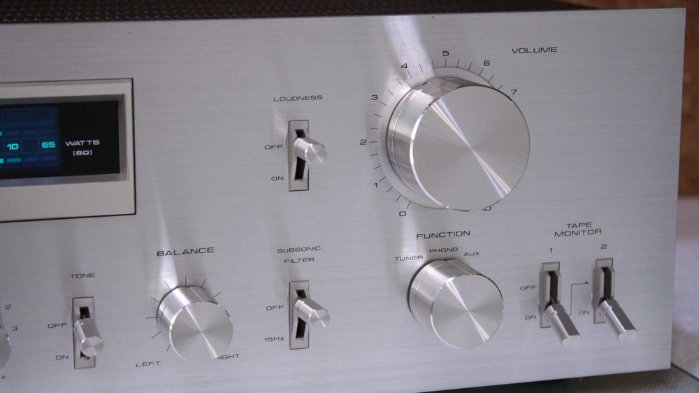 Amplificator/Statie Pioneer SA-608.