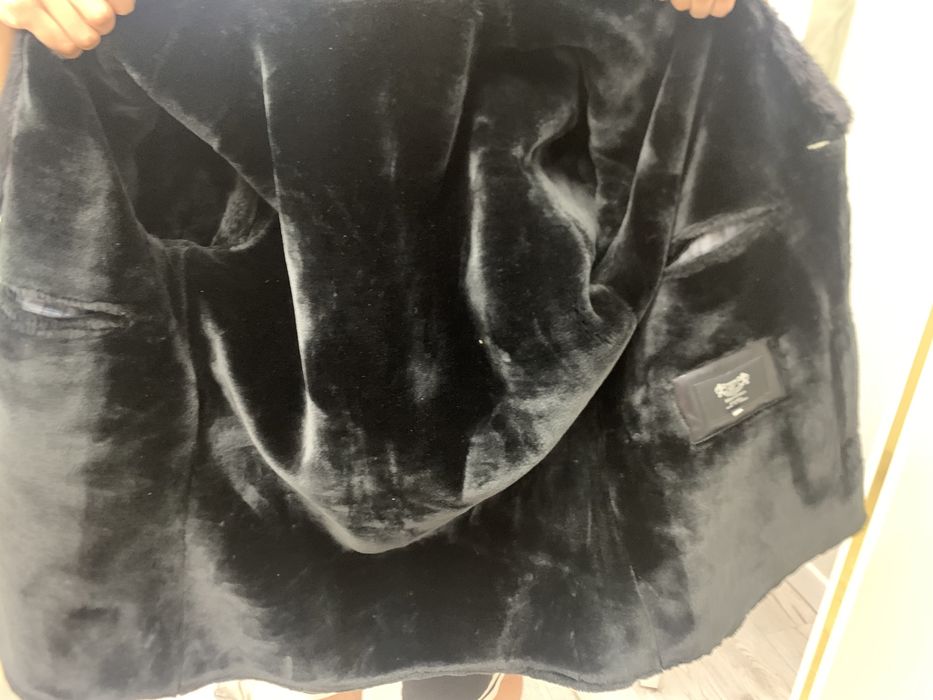 Продам дубленку новую