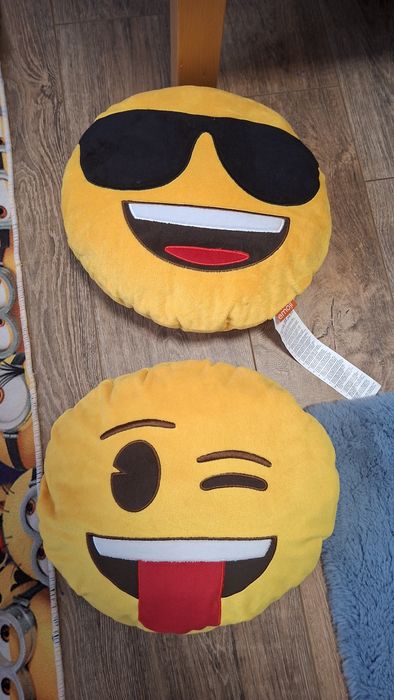 Perna emoji, smileyface
