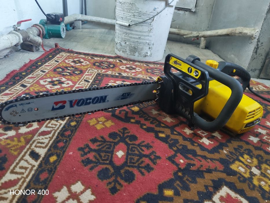 Электропила Huter