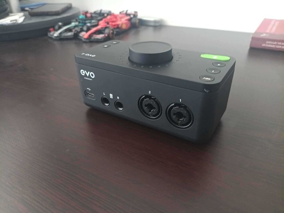 Aудио интерфейс Audient EVO 4