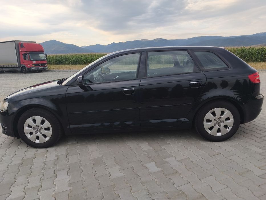 audi A3   8P sportback  2013 1.6tdi(diesel) 258517km