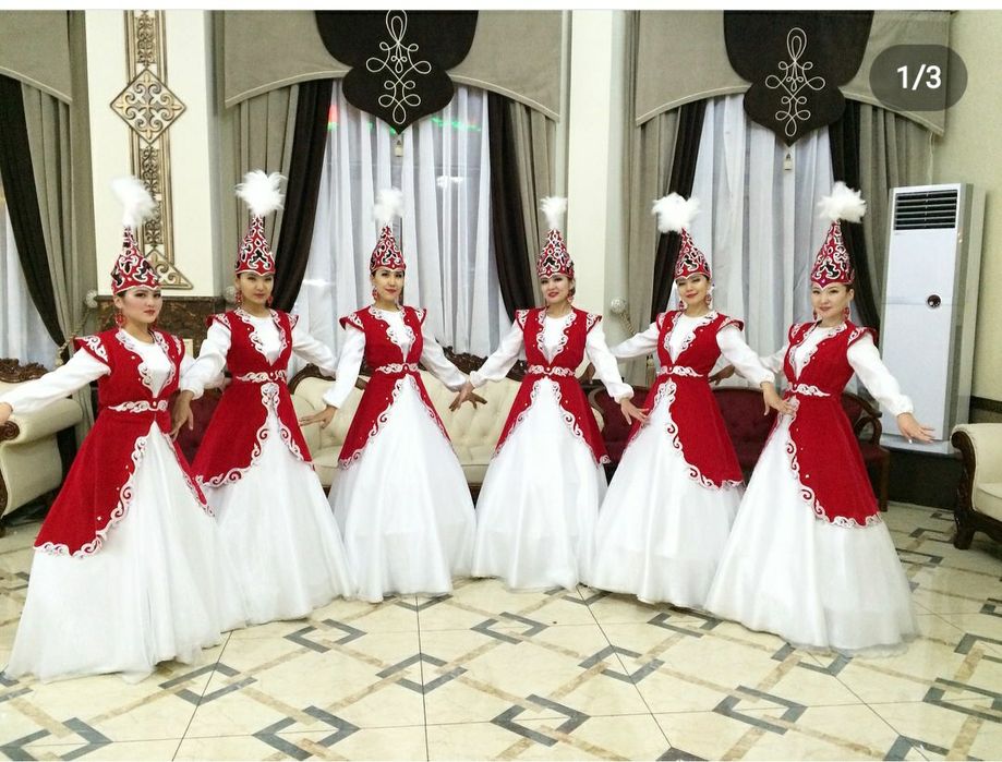 Танцевальные костюмы