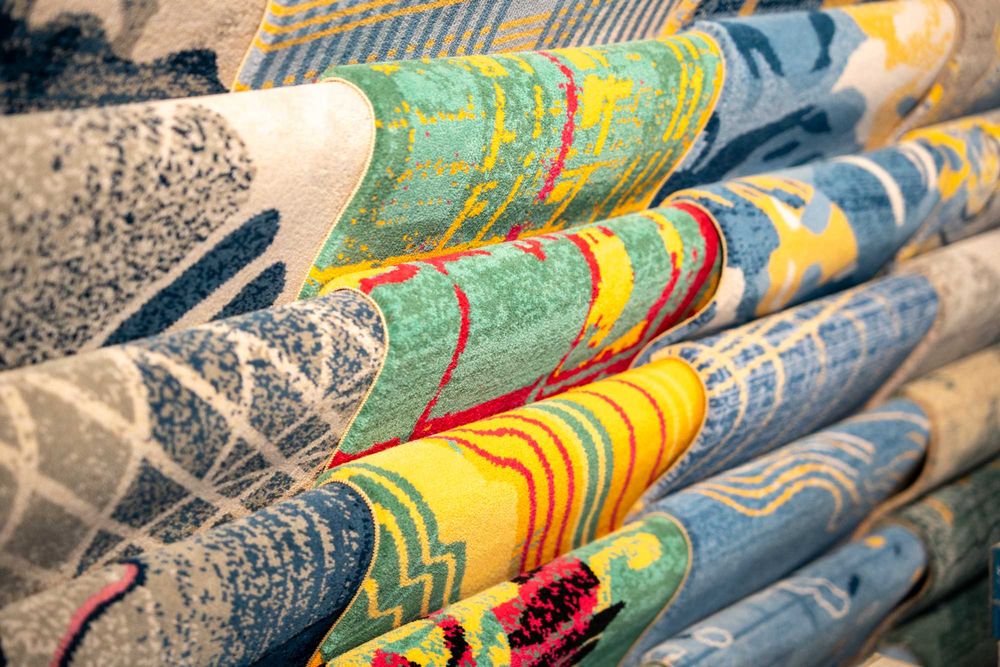 Gilam va kovrolin sotiladi | Fransuz ishlab chiqarish