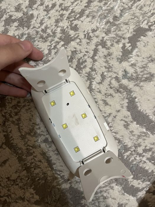 Лампа для маникюра